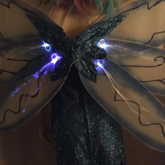 GORGEOUS vintage giant light up wings and sparkle pixie dress set! - Picture 9 of 14